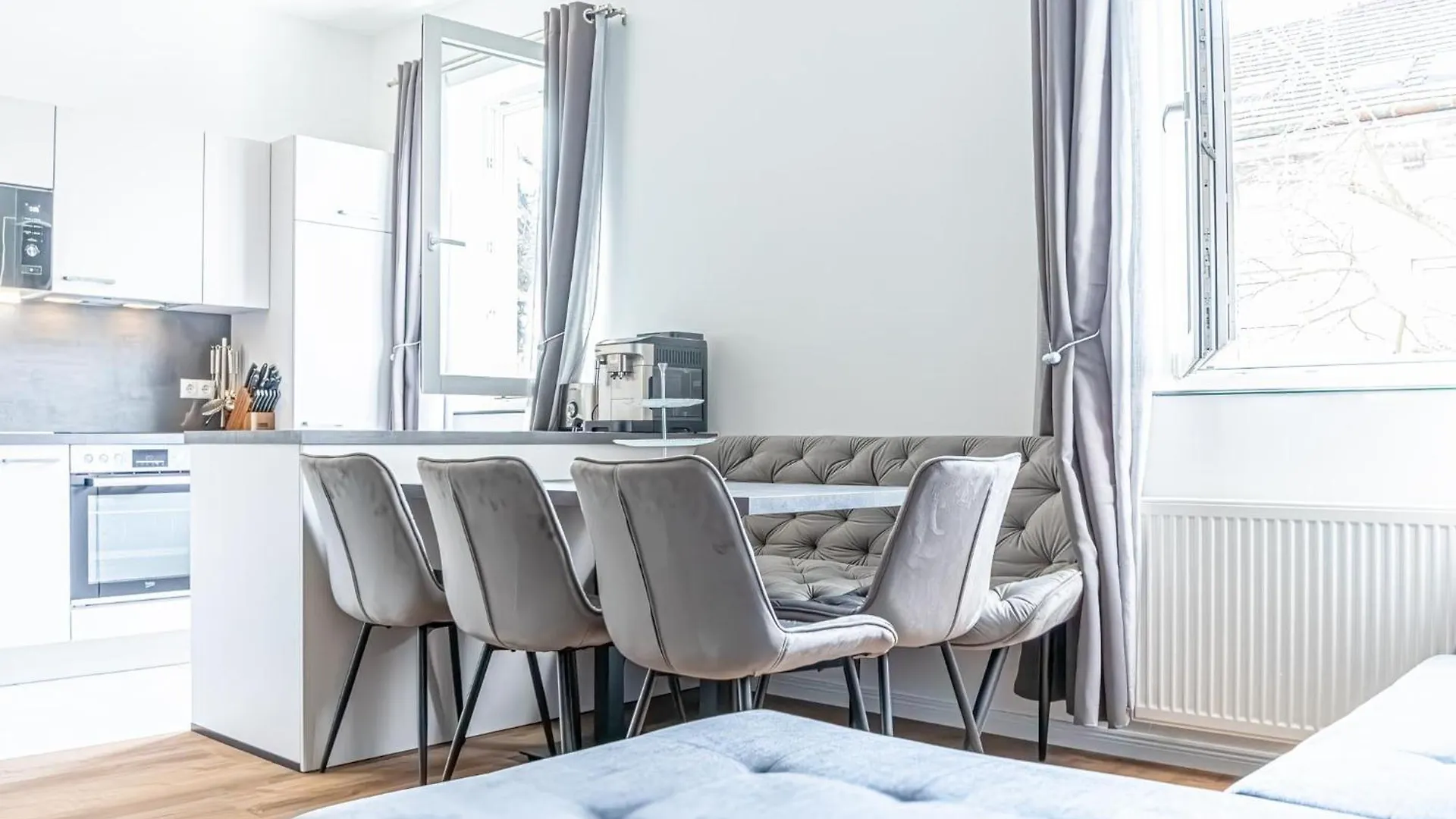 Apartment Sweet 2Br & 1Lr Apartment, Around Donaustadt Vienna