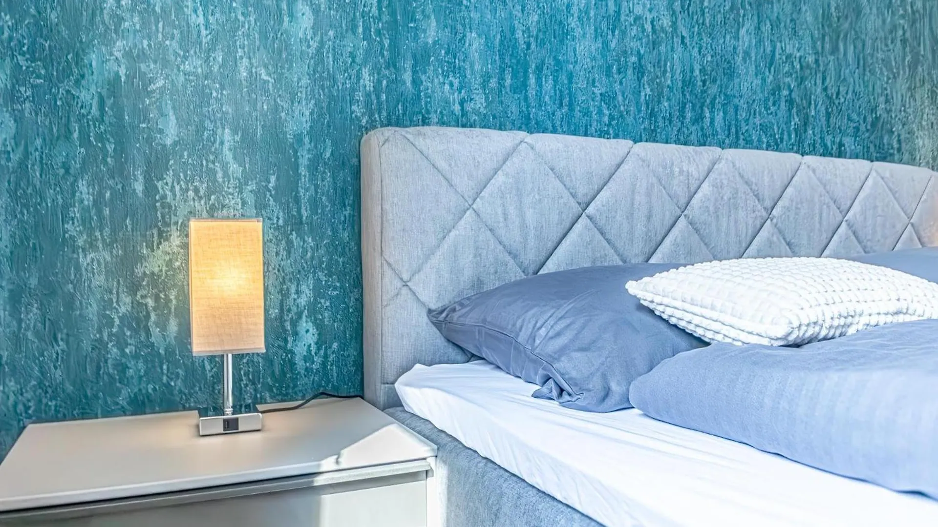 Sweet 2Br & 1Lr Apartment, Around Donaustadt Vienna 0*,