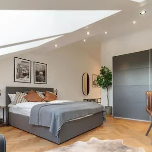  Apartment Designer Apartments, 2 Min To U1 Reumannplatz