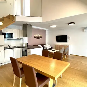  Apartamento Apartments4you