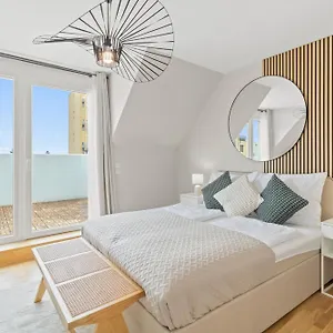 Stylish - 3 Min To U1 Kagraner Platz Vienna